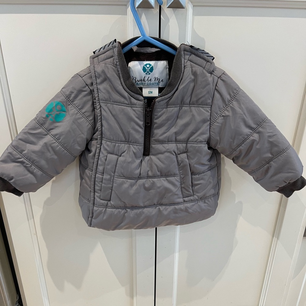 Buckle Me Gray Puffer car seat safe Jacket 12m